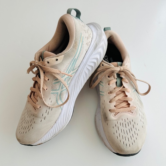 💥5/$15 ASICS Gel-Excite 10 Running Shoes - Picture 1 of 9